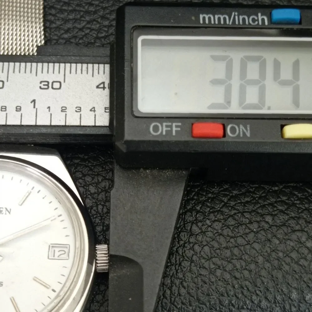 Vintage 1984 Citizen Manual Wound Mens Silver Watch W/Date & Silver accents